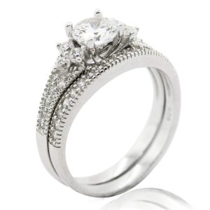 ANILLO JACKET CON 3 CIRCONIAS 1-08900