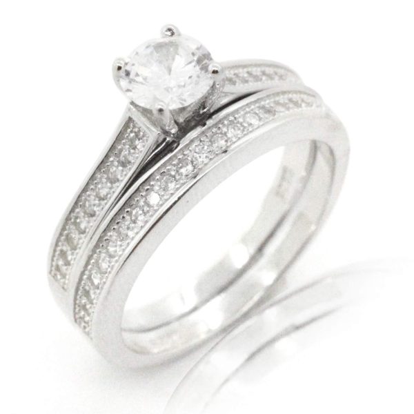 ANILLO JACKET CON CIRCONIAS BLANCAS MONTURA EN V 1-11349 2 ANILLO JACKET CON CIRCONIAS BLANCAS MONTURA EN V 1-11349