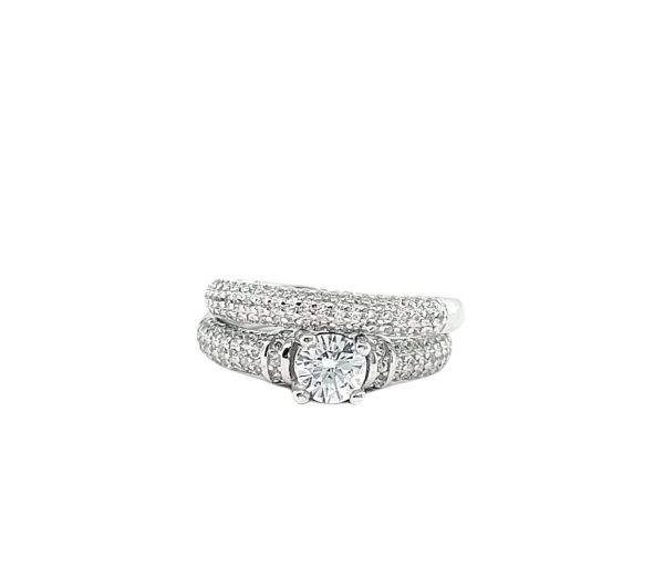 JACKET ANILLO CON CIRCONIA SUSPENDIDA POR 4 PINES DOS LINEAS LISAS DE CADA LADO CON ARGOLLA DE MICROCIRCONIAS 1-12269 2 JACKET ANILLO CON CIRCONIA SUSPENDIDA POR 4 PINES DOS LINEAS LISAS DE CADA LADO CON ARGOLLA DE MICROCIRCONIAS 1-12269