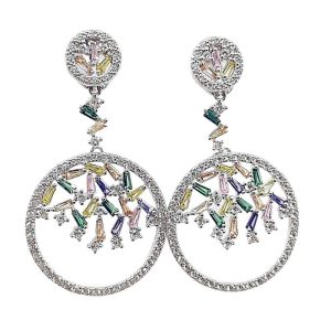 ARETES LARGOS CON DOS CIRCULOS UNO PEQUEÑO Y UNO GRANDE CON BAGUETTES DE COLORES PASTEL 1-11715