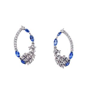 ARETE EN FORMA DE MARQUESA CON CIRCONIAS BLANCAS Y CUATRO MARQUESAS AZULES 1-11717