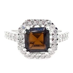 ANILLO CON CIRCONOIA CAFE CUADRADA CON CIRCONIAS ALREDEDOR 1-11695