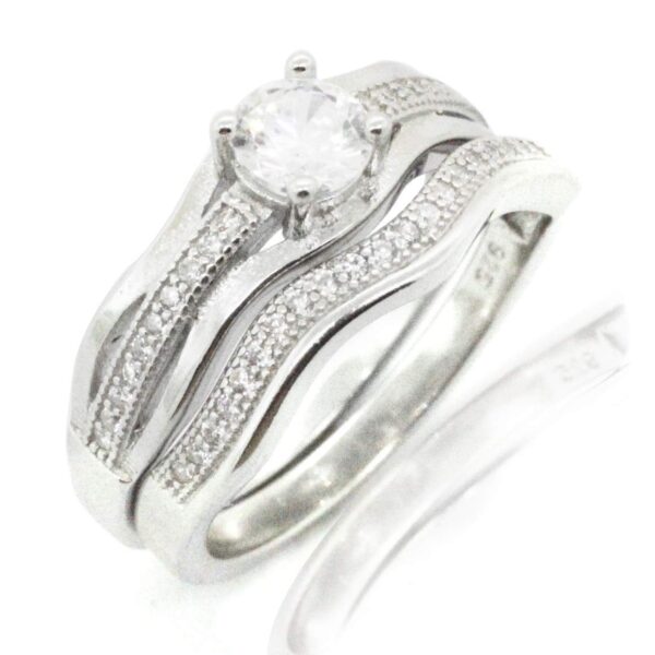 ANILLO DE COMPROMISO Y ARGOLLa CON 2 ONDAS DE CIRCONIAS Y UNA LINEA DE CIRcONIAS 1-09232 2 ANILLO DE COMPROMISO Y ARGOLLa CON 2 ONDAS DE CIRCONIAS Y UNA LINEA DE CIRcONIAS 1-09232