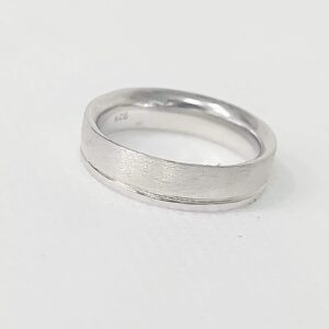 ARGOLLA GRUESA LISA CON UNA LINEA PARA DAMA 1-09754