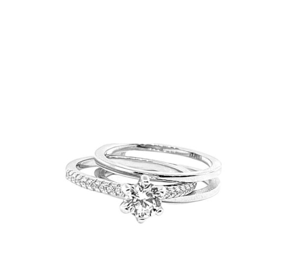 DOS ARGOLLAS LISAS CON 1 ANILLO EN EL CENTRO CON 1 CIRCONIA BLANCA CIRCONIAS A LOS LADOS 1-12267 2 DOS ARGOLLAS LISAS CON 1 ANILLO EN EL CENTRO CON 1 CIRCONIA BLANCA CIRCONIAS A LOS LADOS 1-12267